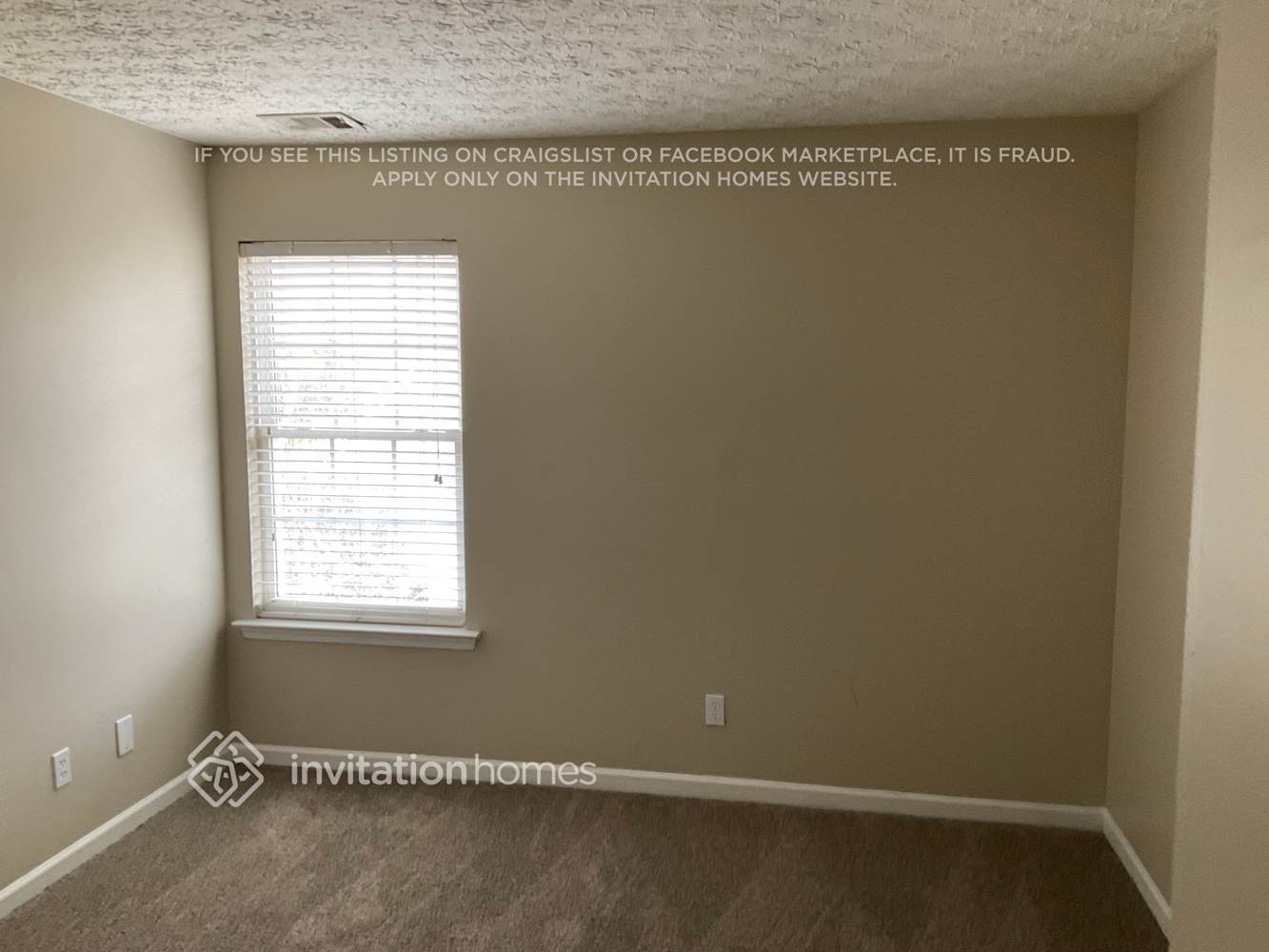 Building Photo - 314 Pieris Dr