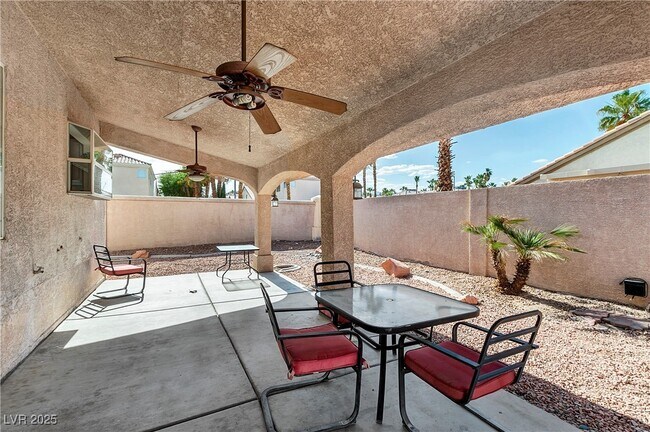 Building Photo - 9156 Sapphire Point Ave