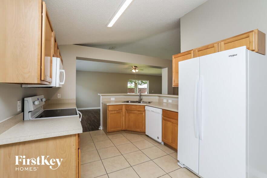 Building Photo - 2539 Quail Park Terrace