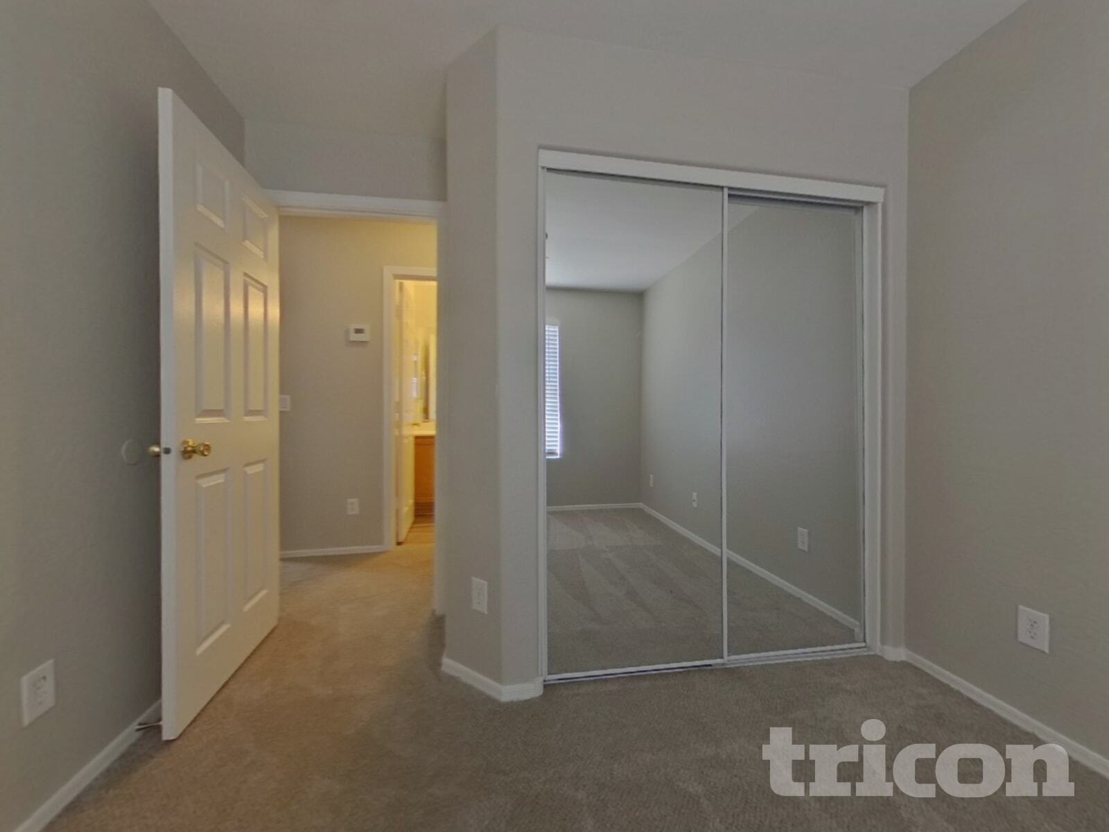 Building Photo - 2640 S 89th Ave