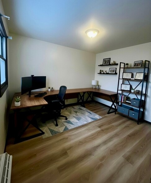 Bedroom 2/Office with large closet - 805 E Cedar Ave