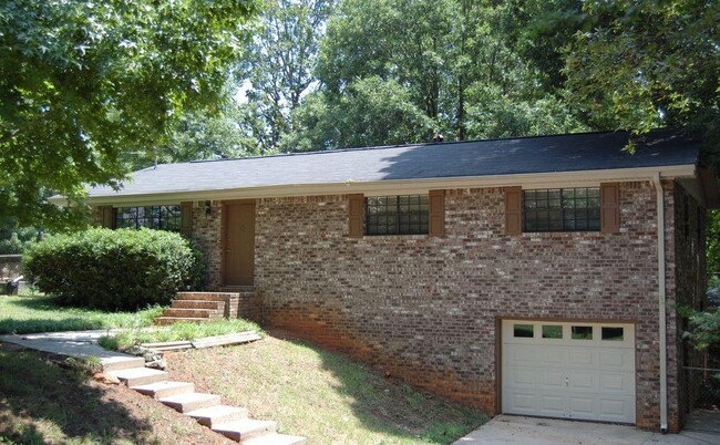 Primary Photo - 3288 Douglas Ln