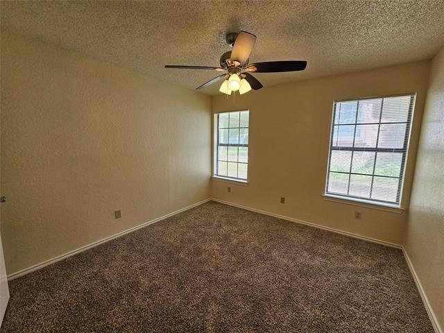 Building Photo - 116 Park Cir
