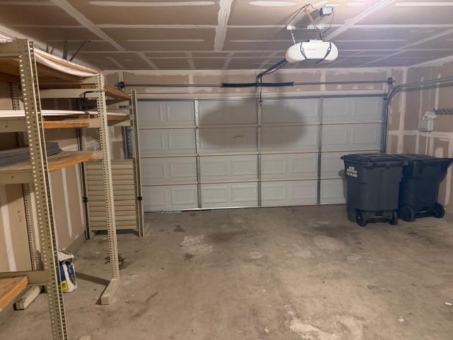 Building Photo - 917 W South St