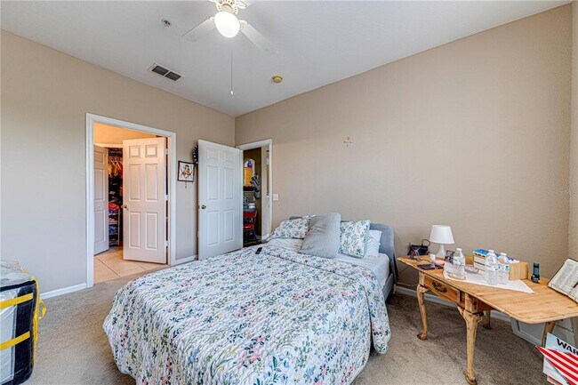Building Photo - 3250 Corona Village Way