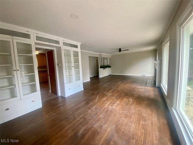 Building Photo - 456 Sunset View Dr