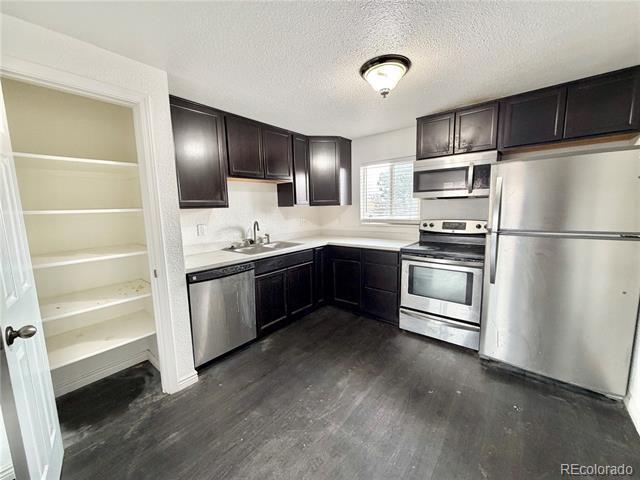 Building Photo - 1080 S Eliot St