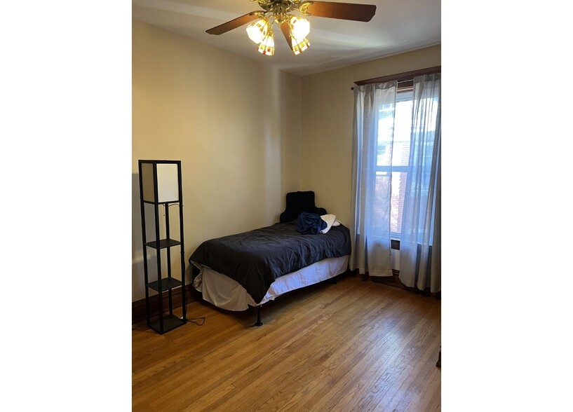 Building Photo - 1401 Kentucky St