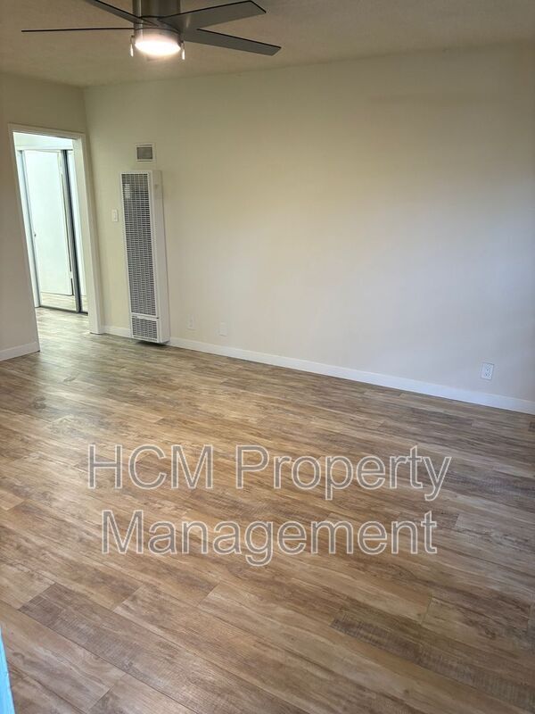 Building Photo - 4714 Slauson Ave