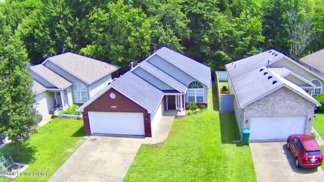 Building Photo - 11115 Meadow Chase Ct