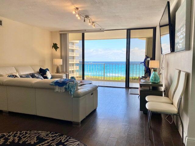Building Photo - 3200 S Ocean Blvd
