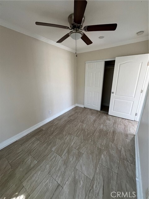 Building Photo - 5216 S Budlong Ave