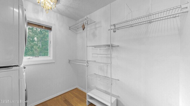 Building Photo - 8116 Montero Dr