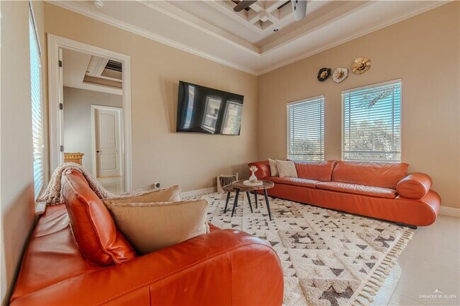 Building Photo - 45 Monroe Ave