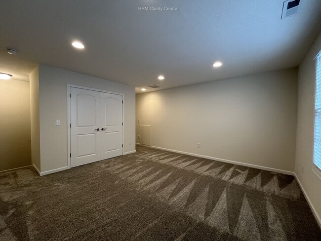 Building Photo - COMING SOON! Beautiful 3-Bed, 3-Bath Home ...