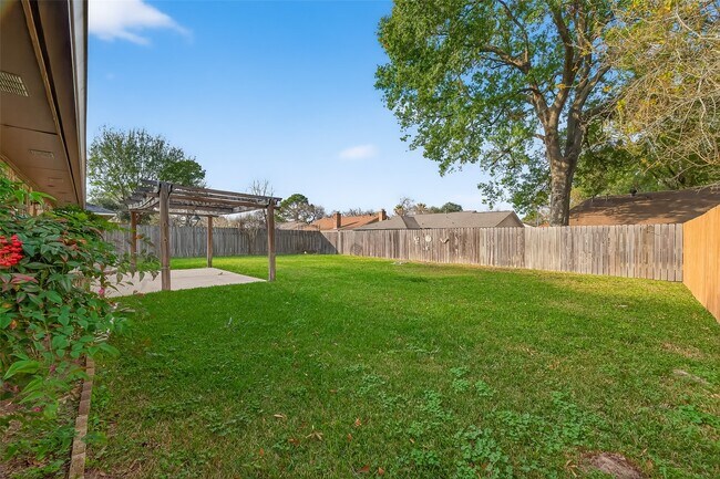 Building Photo - 3414 Lemon Tree Ln