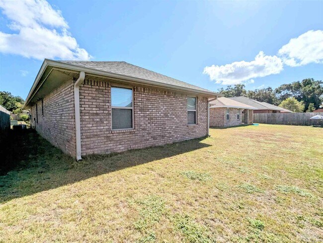 Building Photo - 4411 Fiske St