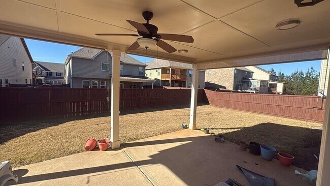 Building Photo - 4430 Sanderling St