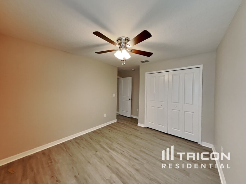Building Photo - 11046 Standing Stone Dr