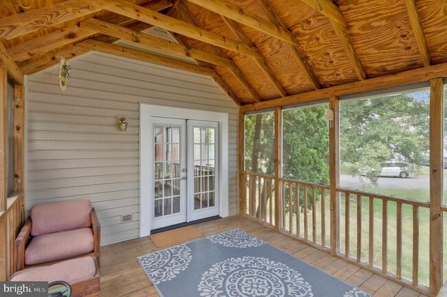 Building Photo - 1 Bentmoor Ct