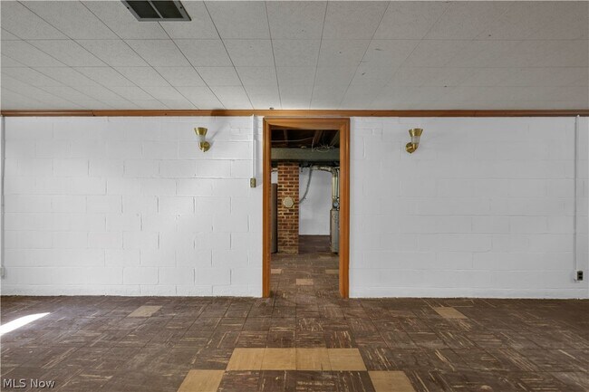 Building Photo - 3794 Salisbury Rd