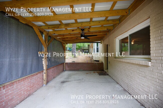 Building Photo - 11311 Mountain Crest Dr SE