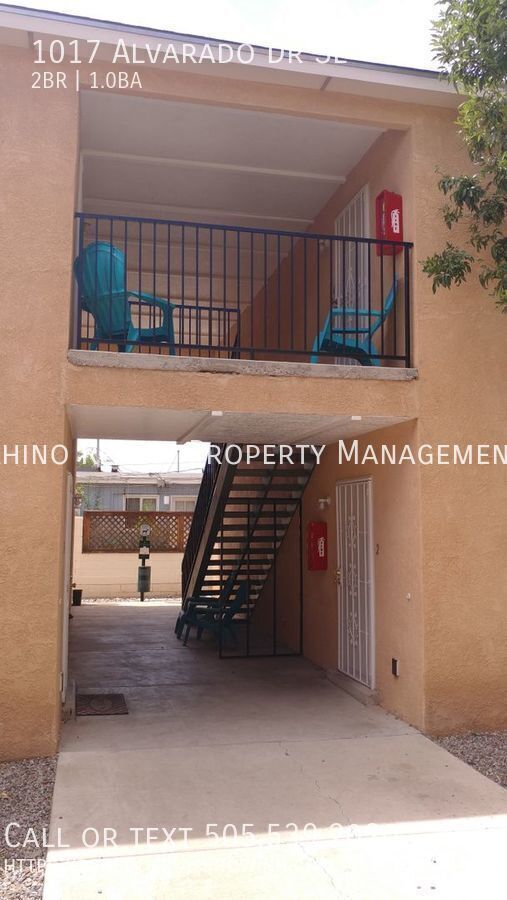 Building Photo - 1017 Alvarado Dr SE