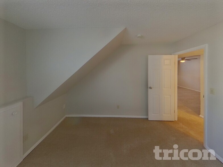 Building Photo - 4255 Pinal Ln