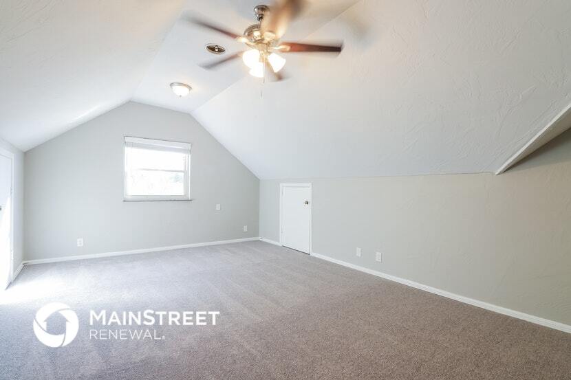 Building Photo - 1113 N Patterson Dr