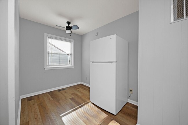 Building Photo - 509 Diecks Dr