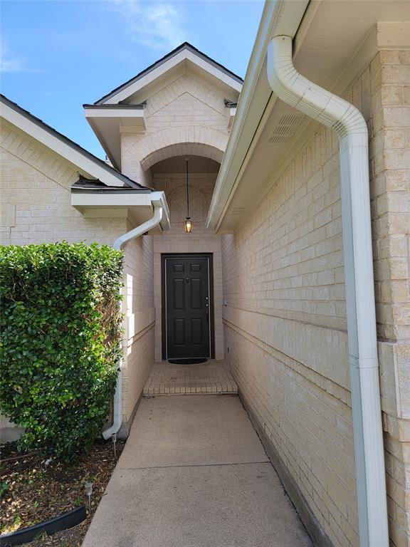 Building Photo - 1013 Howeth Dr