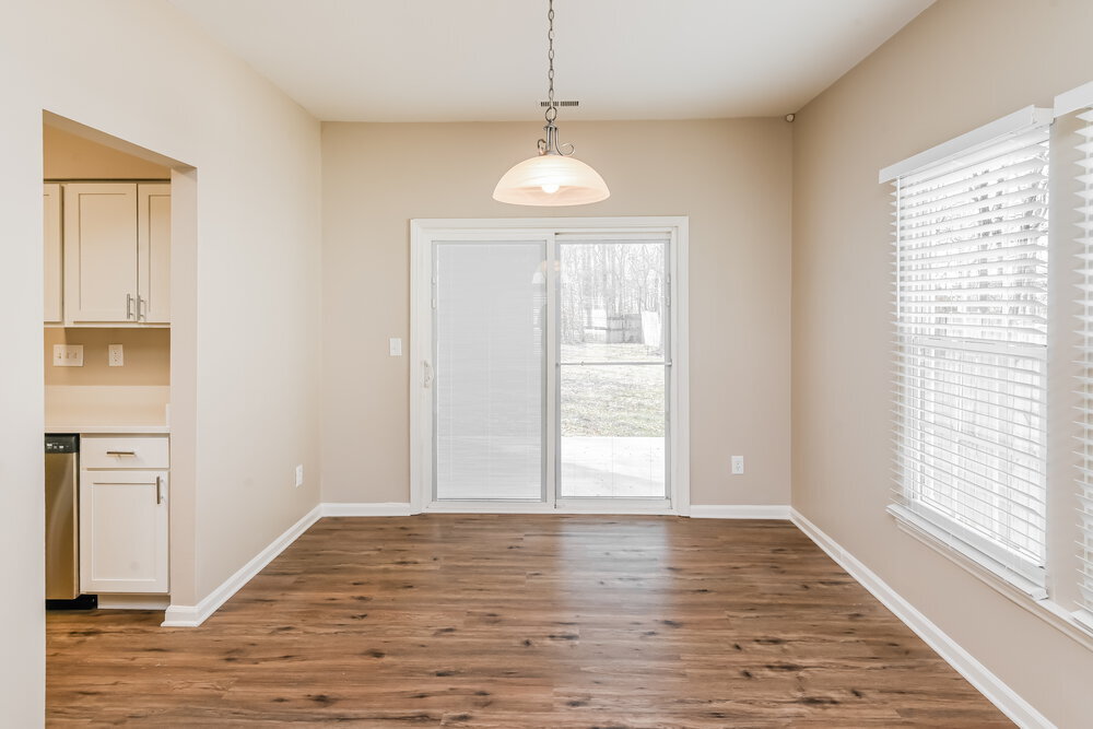 Building Photo - 2117 David Earl Dr