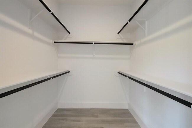 Building Photo - 4304 Sondick Ct