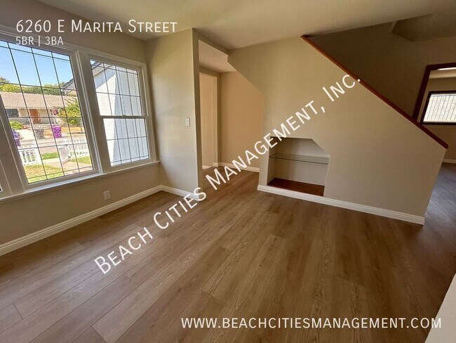 Building Photo - 6260 E Marita St