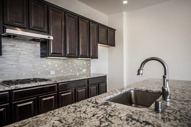 Building Photo - 3223 Harmony Creek Ln