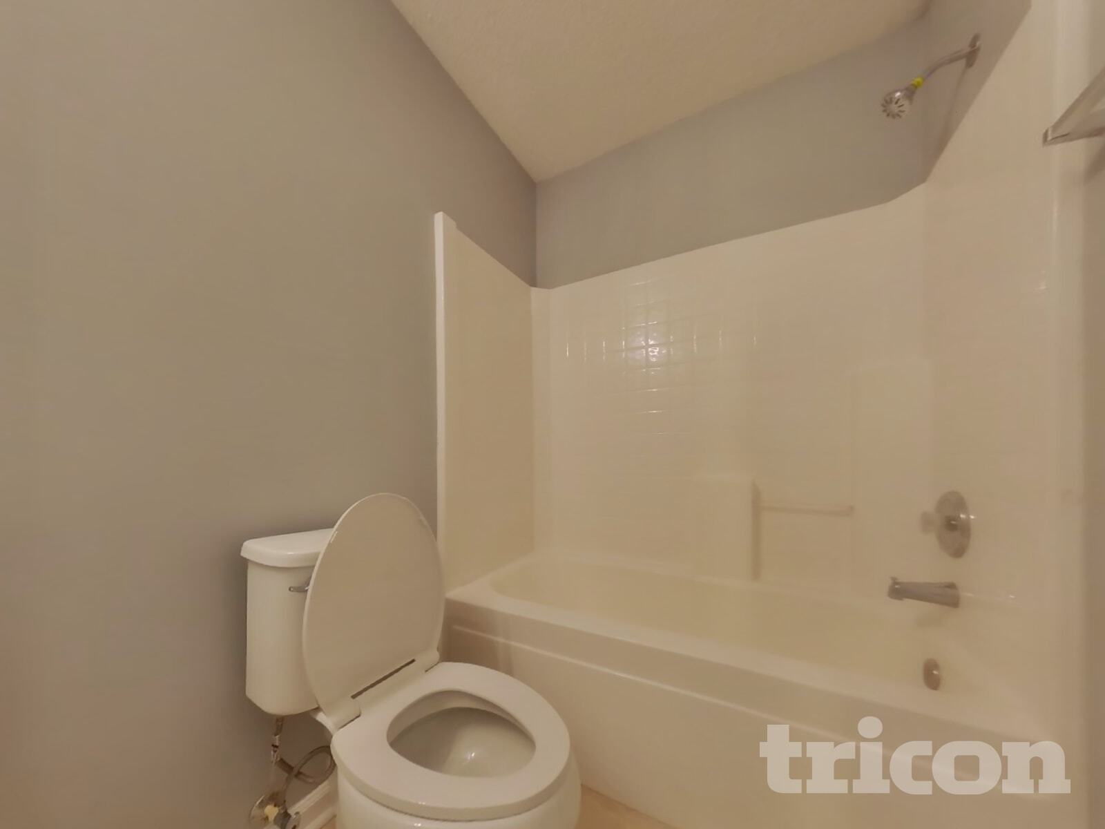 Building Photo - 156 Springway Dr