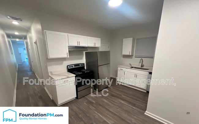 Building Photo - 754 E Trigg Ave