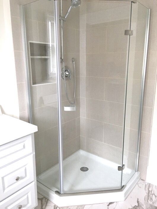 2nd Bath - 442 Walnut Ave SE