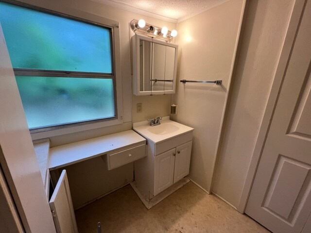 Building Photo - 2012 W California Ave