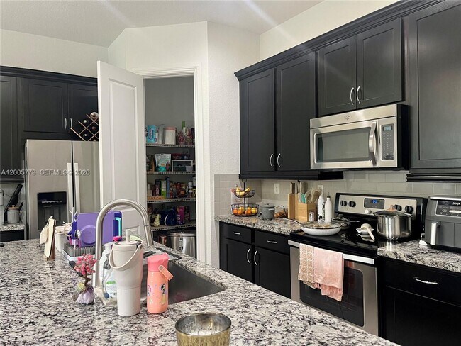 Building Photo - 1346 SW 113th Terrace