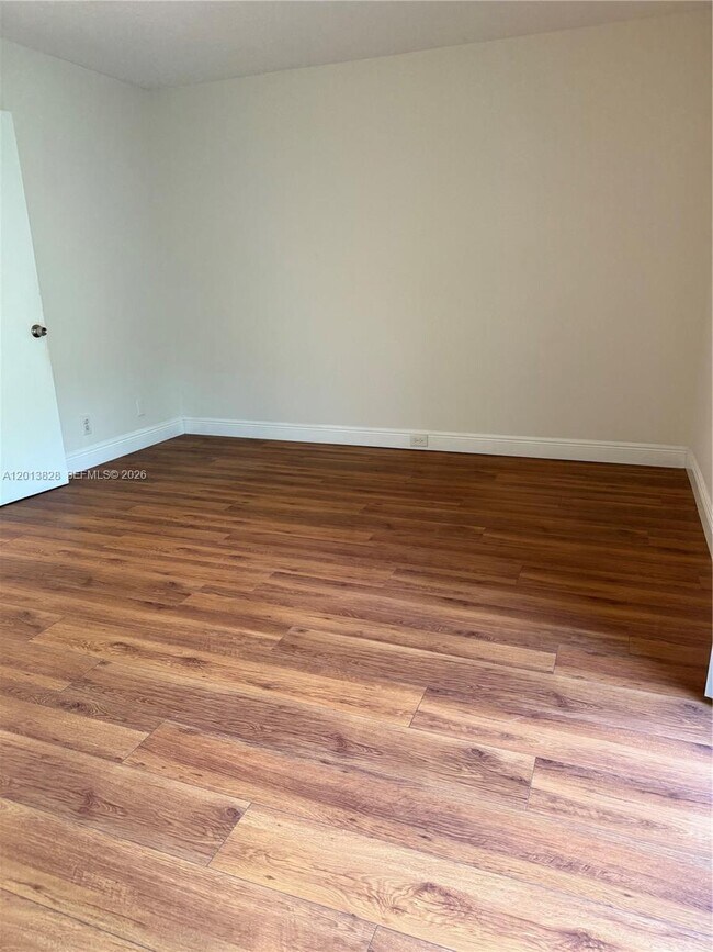 Building Photo - 1551 SW 135th Terrace
