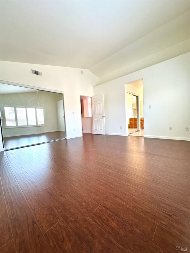 Building Photo - 622 Stonehenge Dr