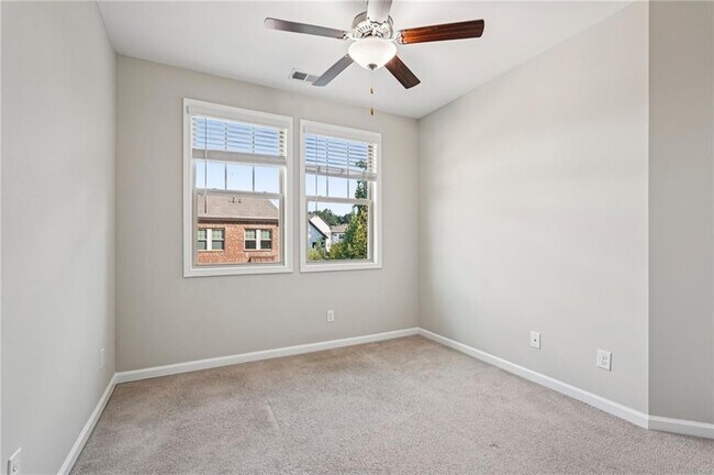Building Photo - 747 Topsail Ln