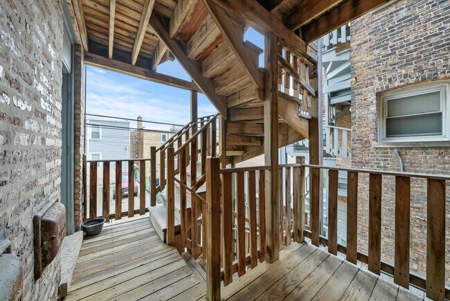 Building Photo - 1929 Grove Ave