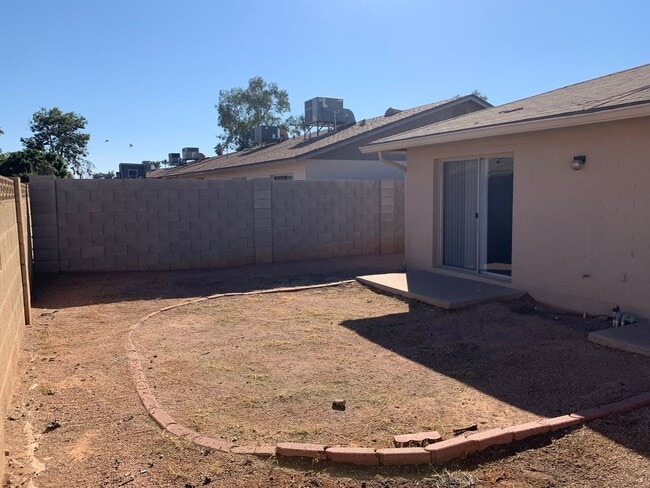 Building Photo - Wonderful 3 bedroom 2 bath home!