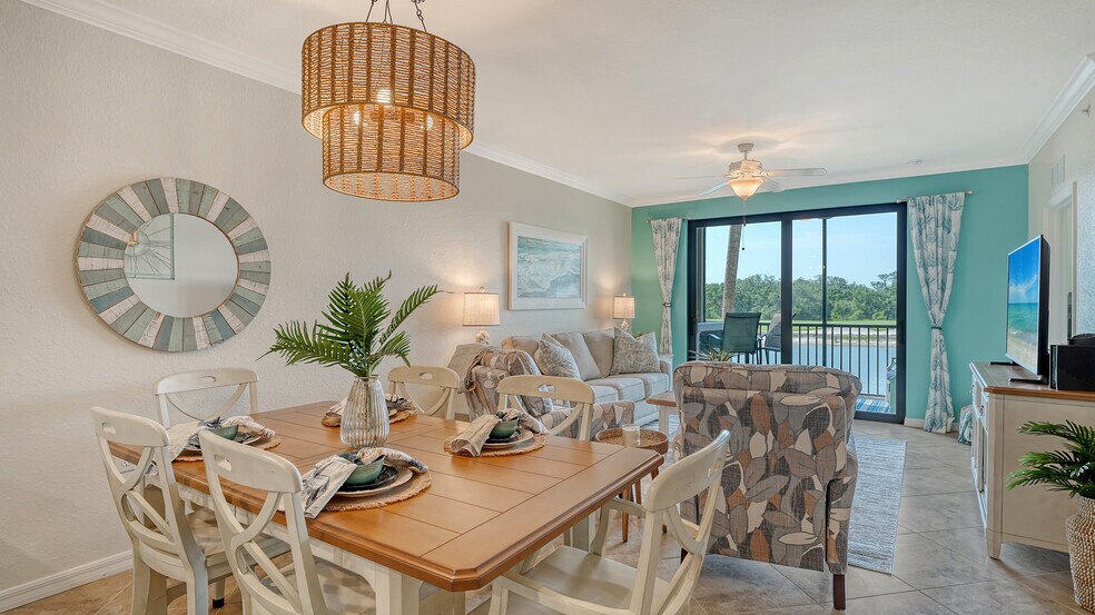 Dining/Living Area - 17006 Vardon Ter