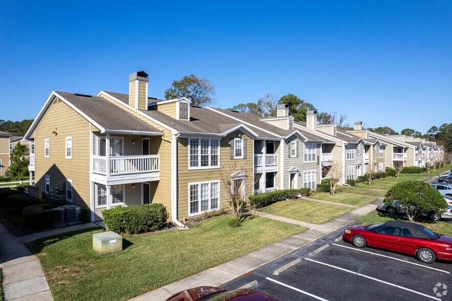 Villas at St Johns Apartments 7595 Baymeadows Cir W Jacksonville FL