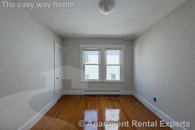 Building Photo - 441 Broadway