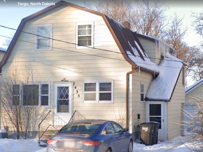 Primary Photo - 1433 6th Ave S