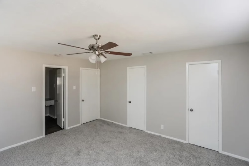 Building Photo - 4858 Stallcup Dr